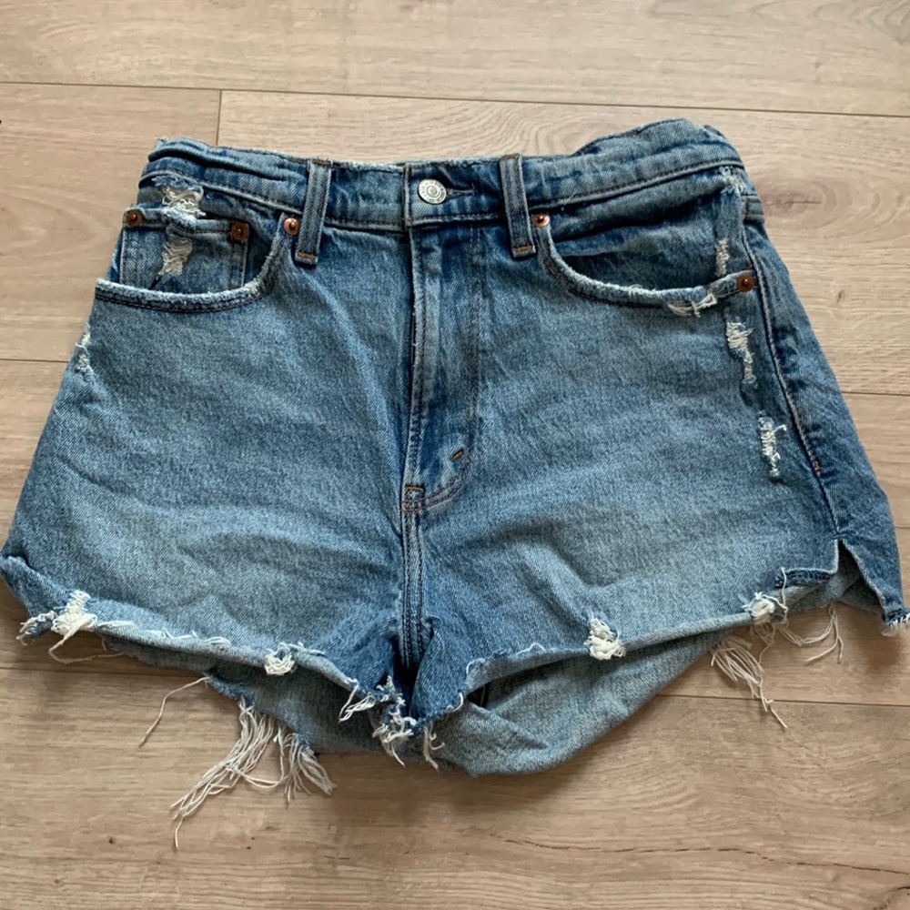 Abercrombie & Fitch Curve Love High Rise Mom Jean Shorts